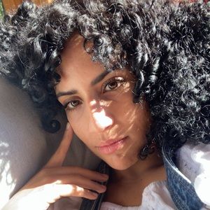 Meet your Posher, Kassandra